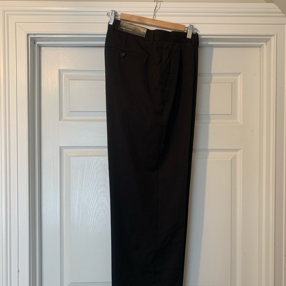 Banana Republic light weight wool dress pants